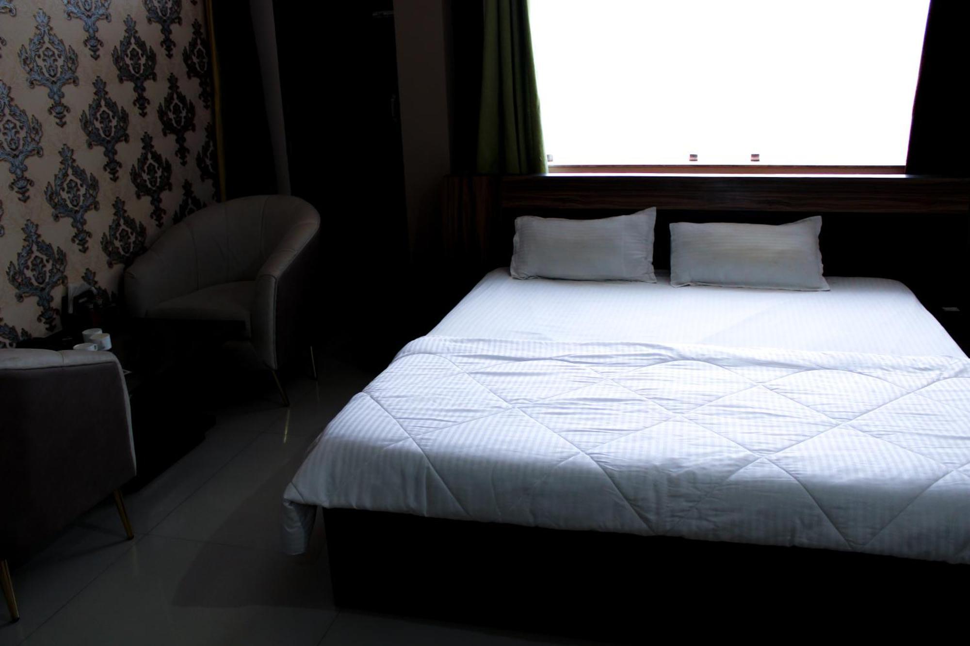 Sangam Hotel Chirawa Екстер'єр фото