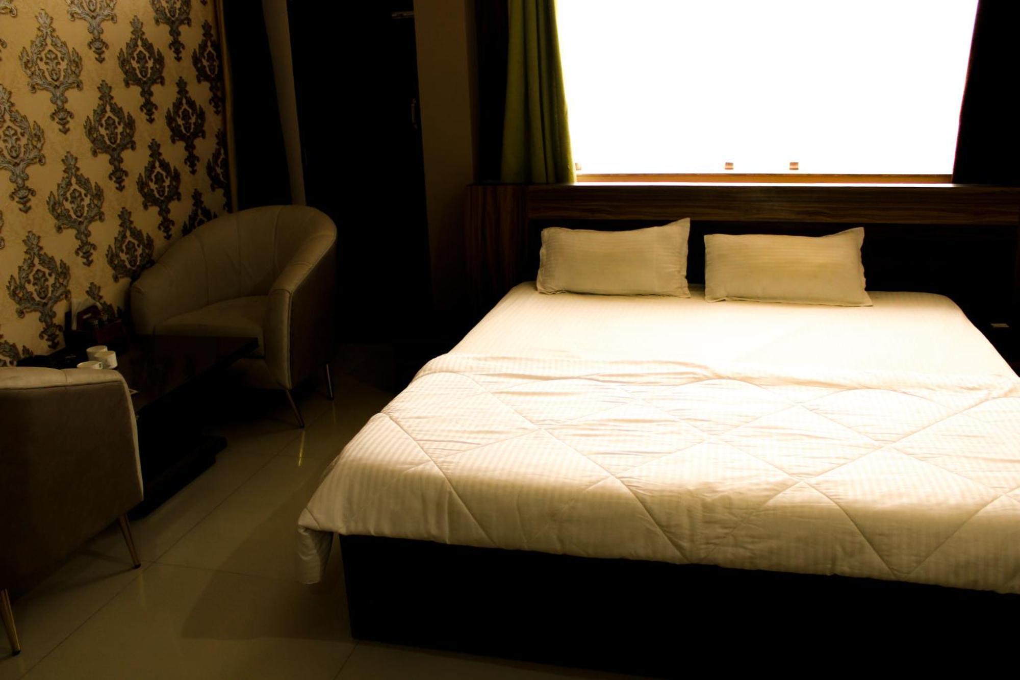 Sangam Hotel Chirawa Екстер'єр фото