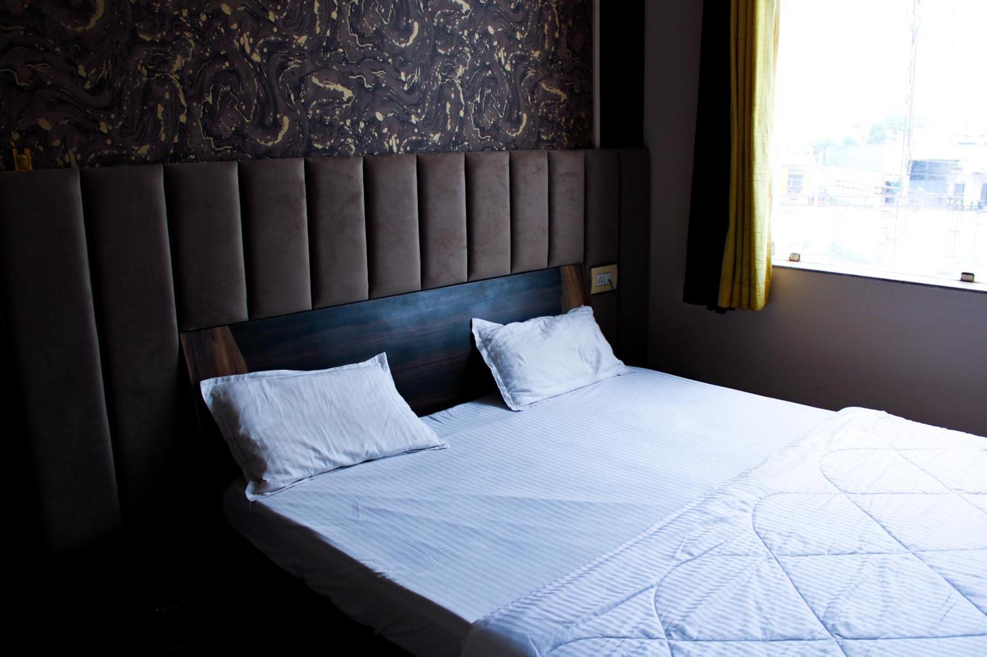 Sangam Hotel Chirawa Екстер'єр фото